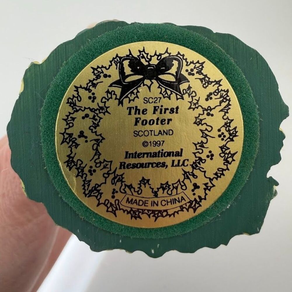 Vintage International Santa Claus Collection First Footer Scotland SC27 w Box - Picture 6 of 14